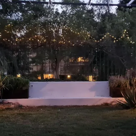 Casa Jardin - Residential Area -free Parking Outdoor- Holiday home *